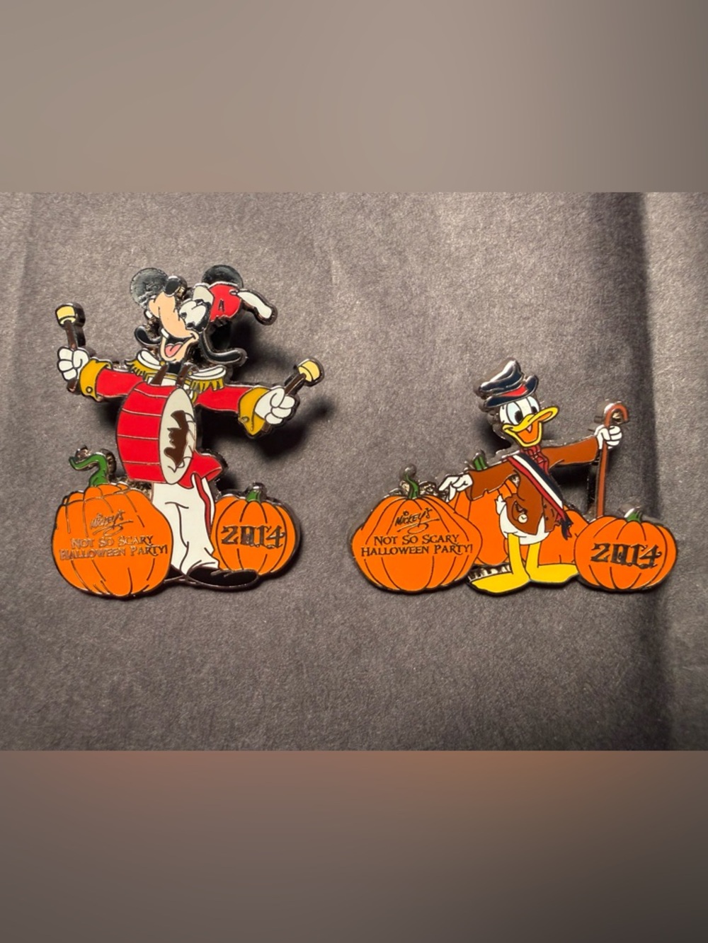 Set of 2 Disney “Not So Scary Halloween” Trading Pins 2014 Goofy & Donald Duck